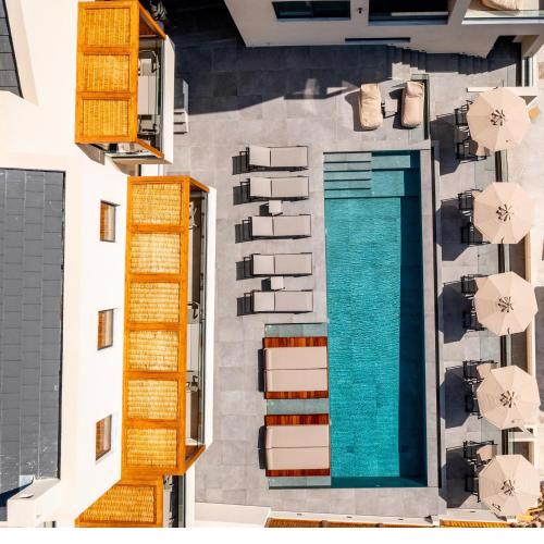 Elivia Boutique Suites
