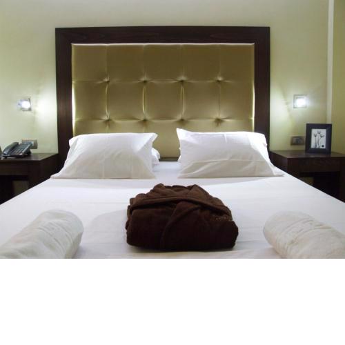 Ellinis Hotel