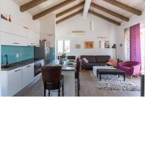Ellu Apartment