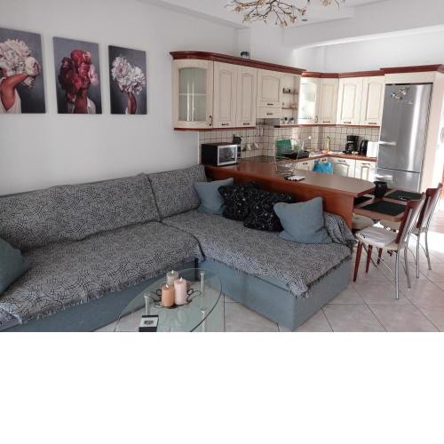 Elpida's Cozy Home