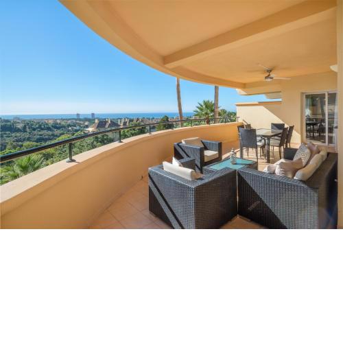 Elveria Hills excellent views