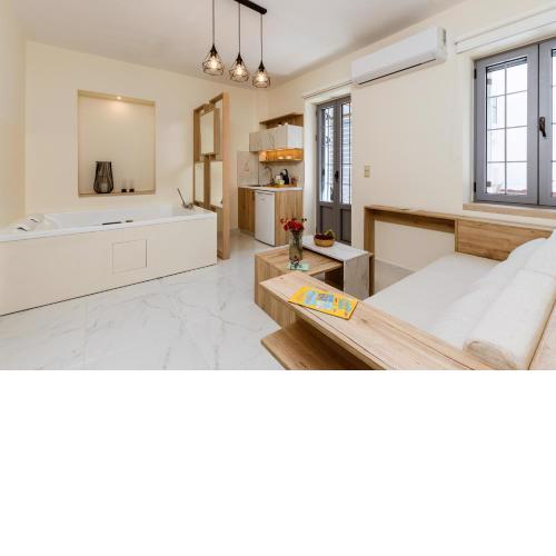 Emeli Suites
