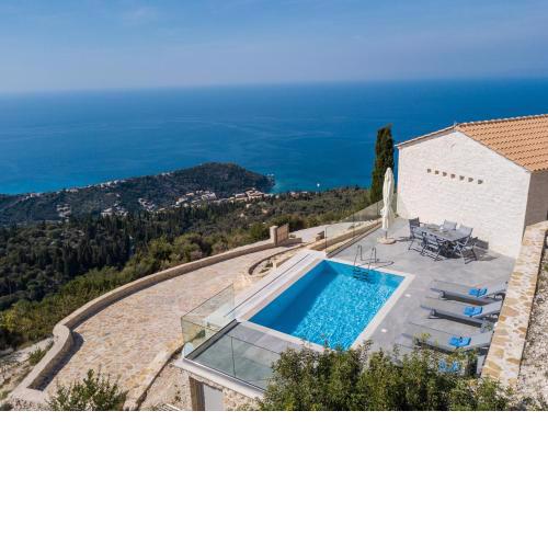 EMERALD AGIOS NIKITAS
