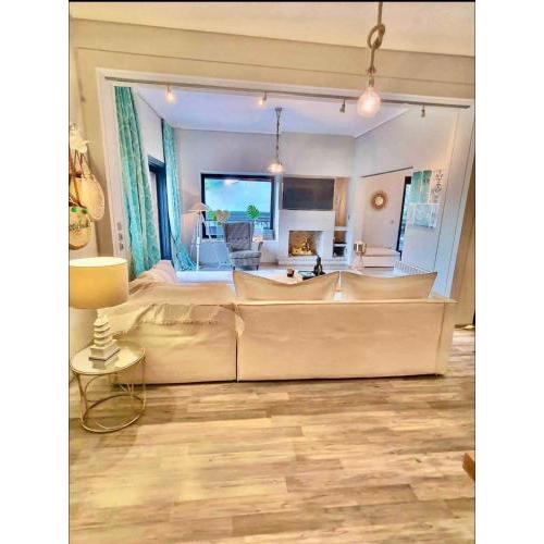 Emerald Apartment Suite