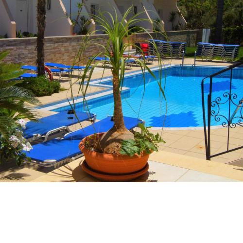 Emerald Hotel