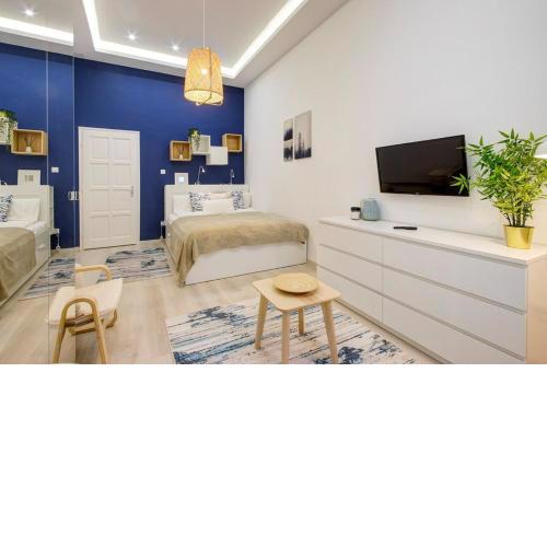 Emerald Residency 4BR-2BA
