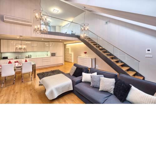 EMPIRENT Karlin Apartments
