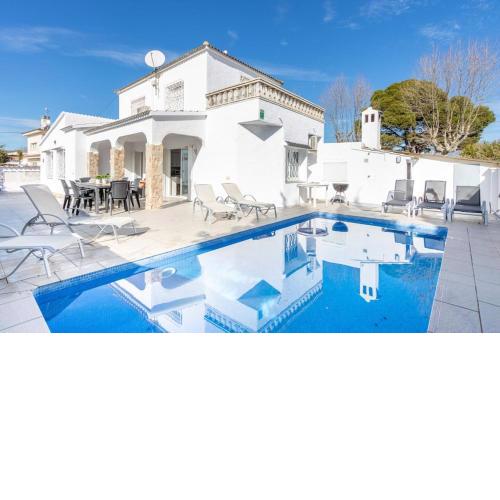 Empurialola - Casa todo confort, con piscina, cerca de la playa y centro - 131