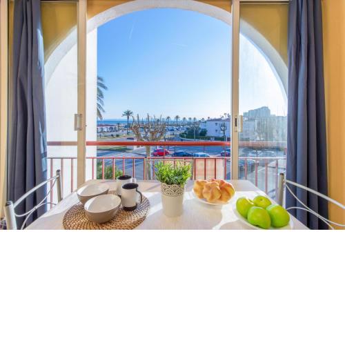 Empurialola -Apartamento con vistas mar y puerto en Empuriabrava-129