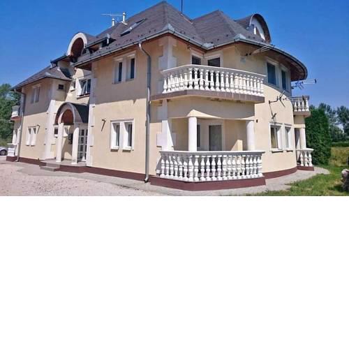 Emy Apartman