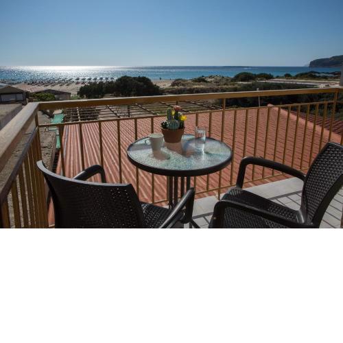 En Plo Beachfront Rooms