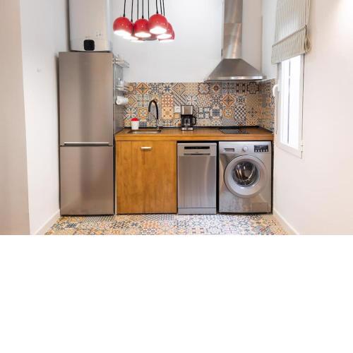 Encantador apartamento reformado en Tetuán by beBalmy