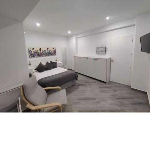 Encantadora habitación Hojiblanca