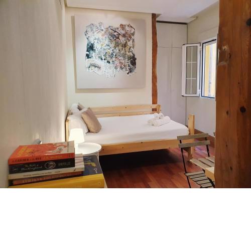 Enjoy a cosy studio in Malasaña BAR