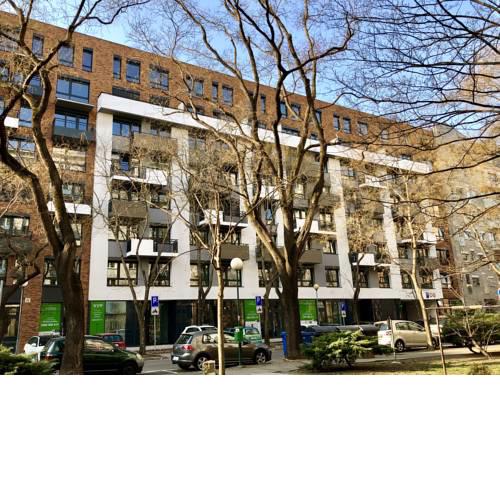 Enjoy Sporty Bratislava - A/C - Private Parking - Wifi