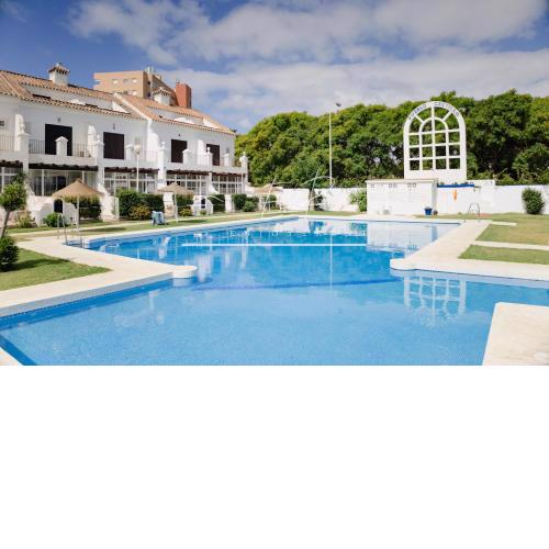 Enjoy2rent Pueblo Castillo 100 mtrs de la playa