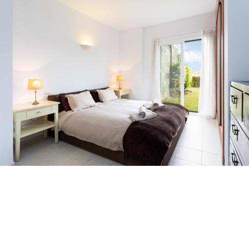 Ensuite Higueron Executive Pool & Parking