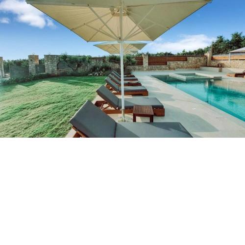Entheon Olive Villas - Poolside Retreats