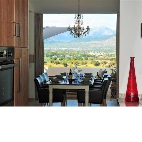 Enticing Holiday Home in Galapagar with Private Terrace
