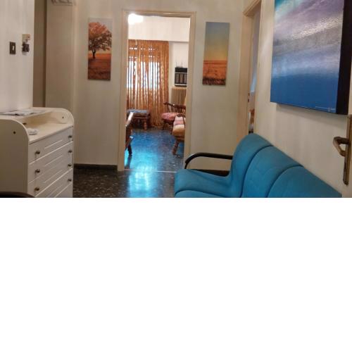 Entire House with garage, yard at Amfiali close to Piraeus Port