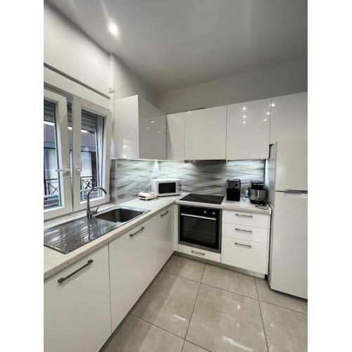 Epicenter Apartment - Heraklion