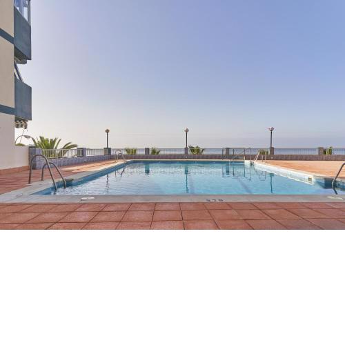 Epsilon 2 4f primera línea de playa