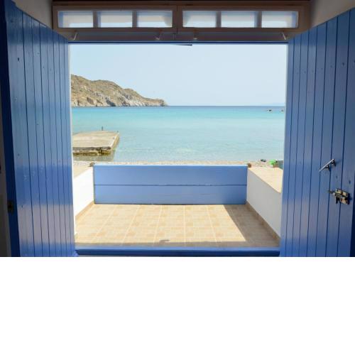 Erginas Boat House