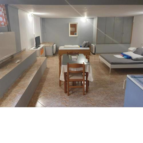 Eri Rental