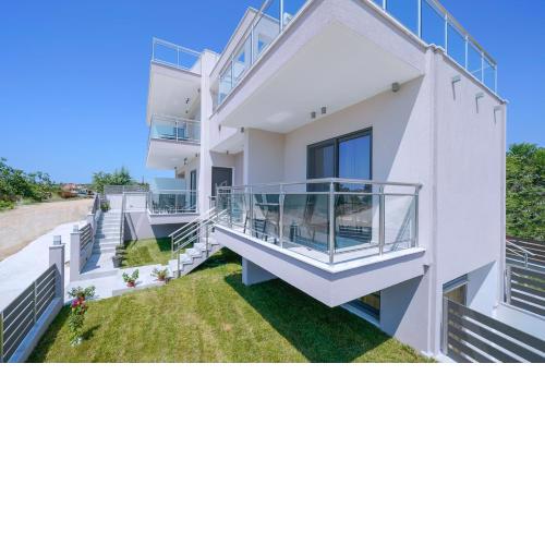 Eridon Suites