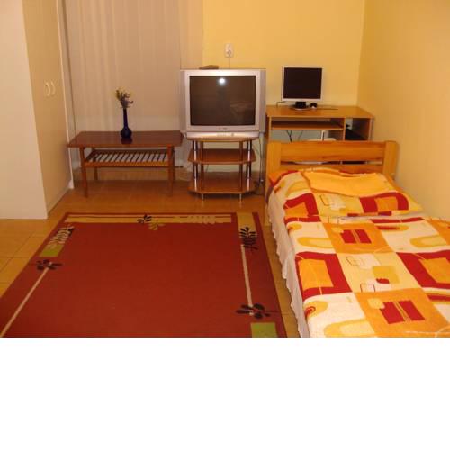 Erik Apartments