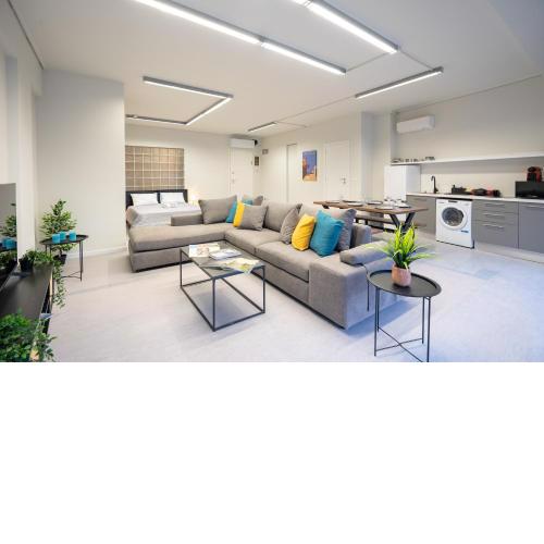 Ermou street 1 bedroom 4 persons apartment by MPS