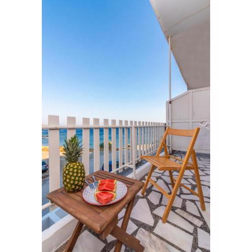 Escape in Tinos