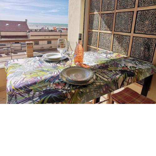 [*Esclusivo fronte mare-Parcheggio Privato-Stile Moderno*]