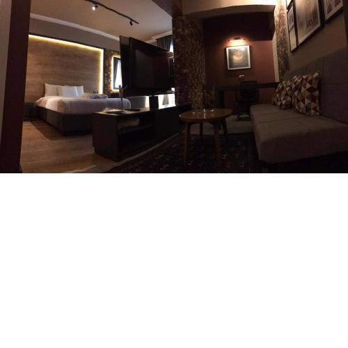 Esin Hotel