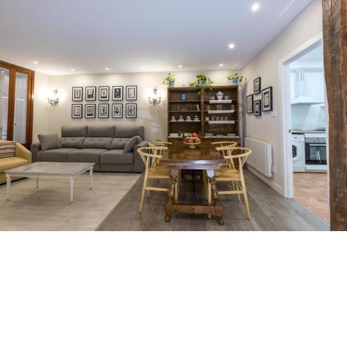 Espacioso Apartamento a estrenar!! Casco Viejo