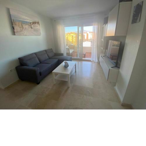 Espacioso apartamento con parking y vistas