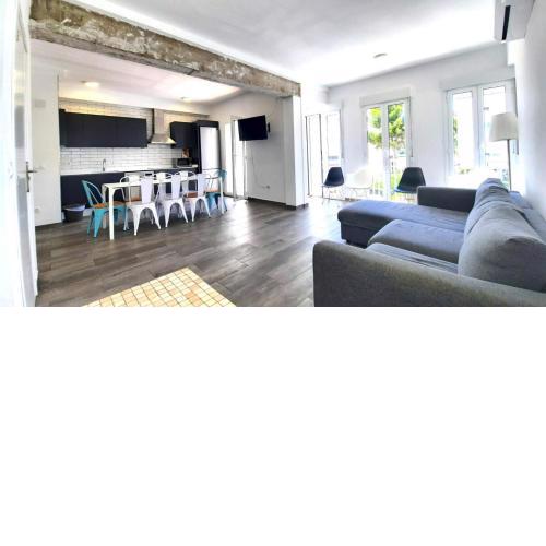 Espectacular Apartamento con Vistas al Mar de 140m2 F5 1D