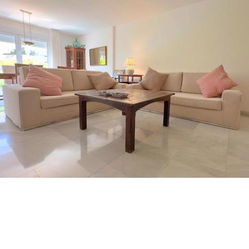 Estela. Spacious Two Bedroom Apartment in Marbella Center with Parking.