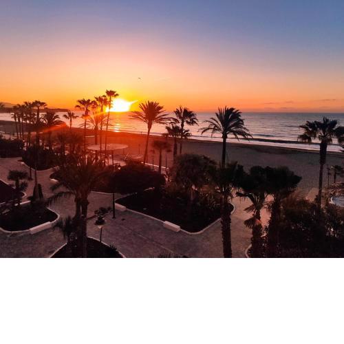 Estepona, apartamento en primera linea de playa