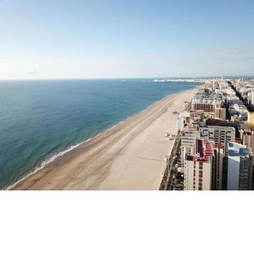ESTUDIO EN PRIMERA LÍNEA DE PLAYA