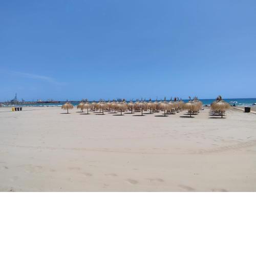 Estudio muy cerca de la Playa y de Port Aventura.