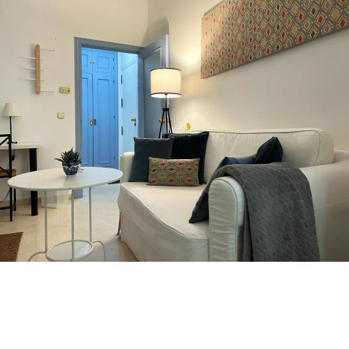 Estudio Suite San Vicente - Aloha Sevilla