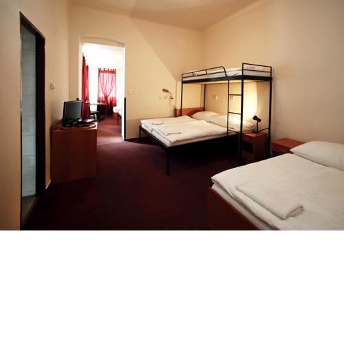 Euro Hostel
