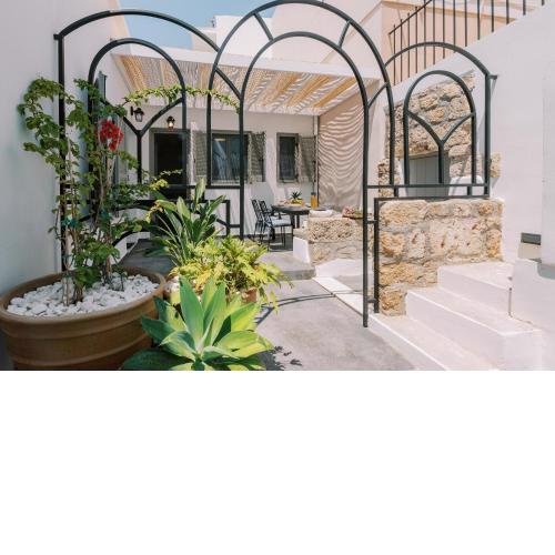 Eurus & Zephyrus Apartments