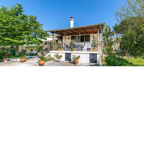 Eutuxia House