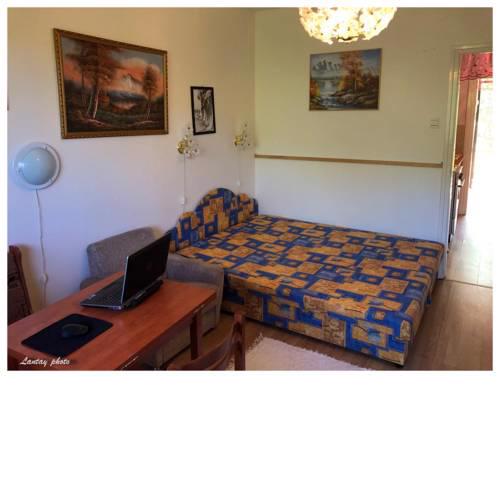 ÉVA apartman, Helikon-liget