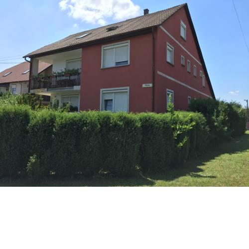 Éva Apartman