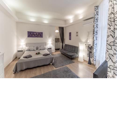 Eva Apartment Downtown