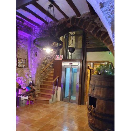 EVA & TRAVEL - Baronia - L'Escoleta 3