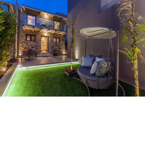Evangelia Casa, comfy stay, centrally, with views!